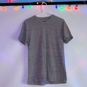 Faded Glory light gray T-shirt.